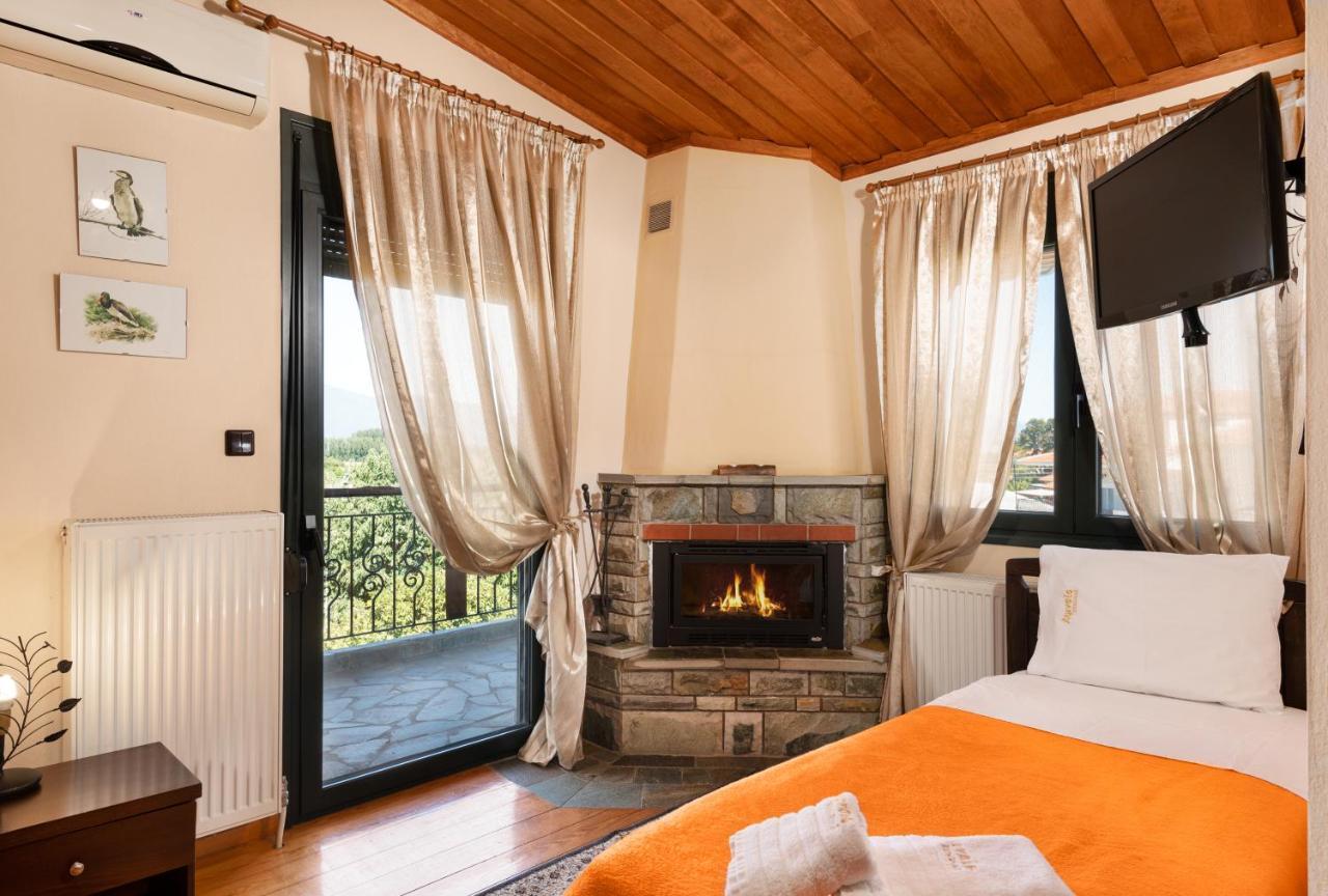 Limnaio Otel Khrisokhórafa Dış mekan fotoğraf