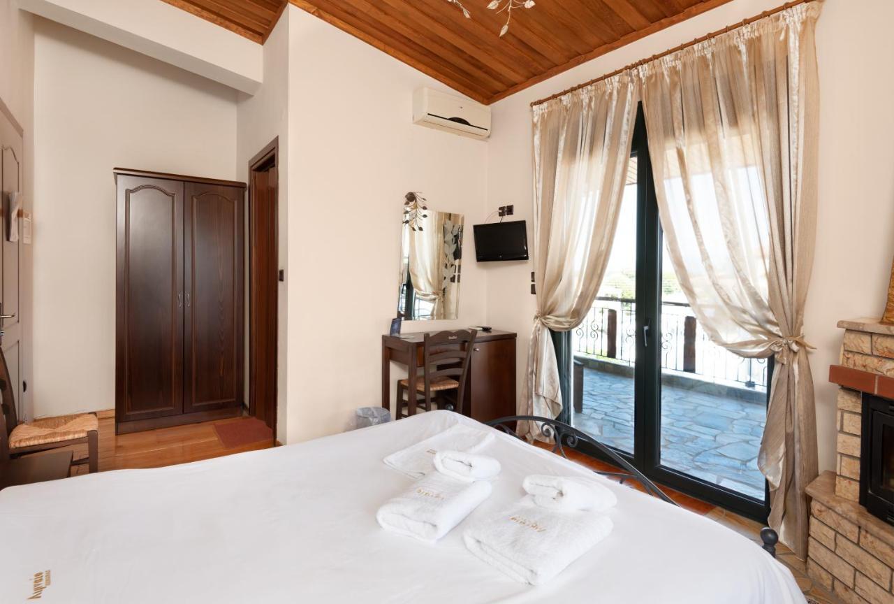 Limnaio Otel Khrisokhórafa Dış mekan fotoğraf